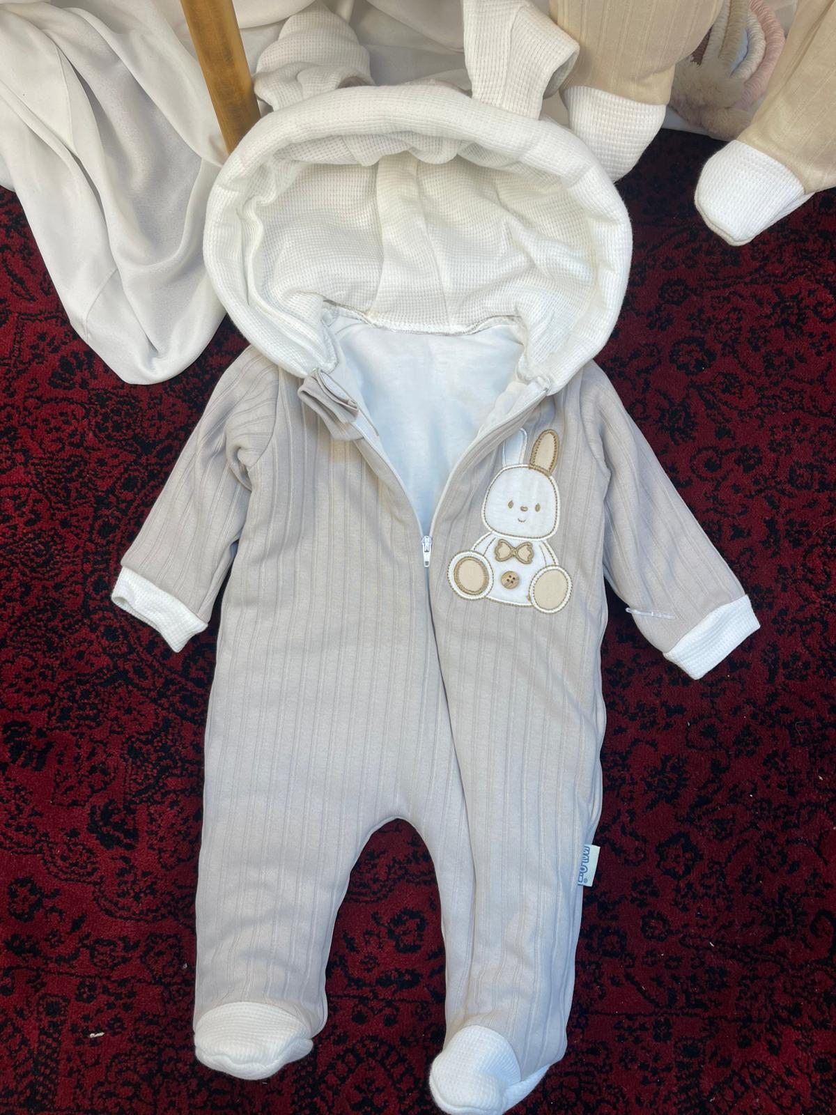 bdc8ea69-4f6b-4ee9-a6fb-74032f9fe036